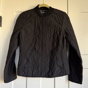 GAP Black Women’s Lightweight Quilted Jacket